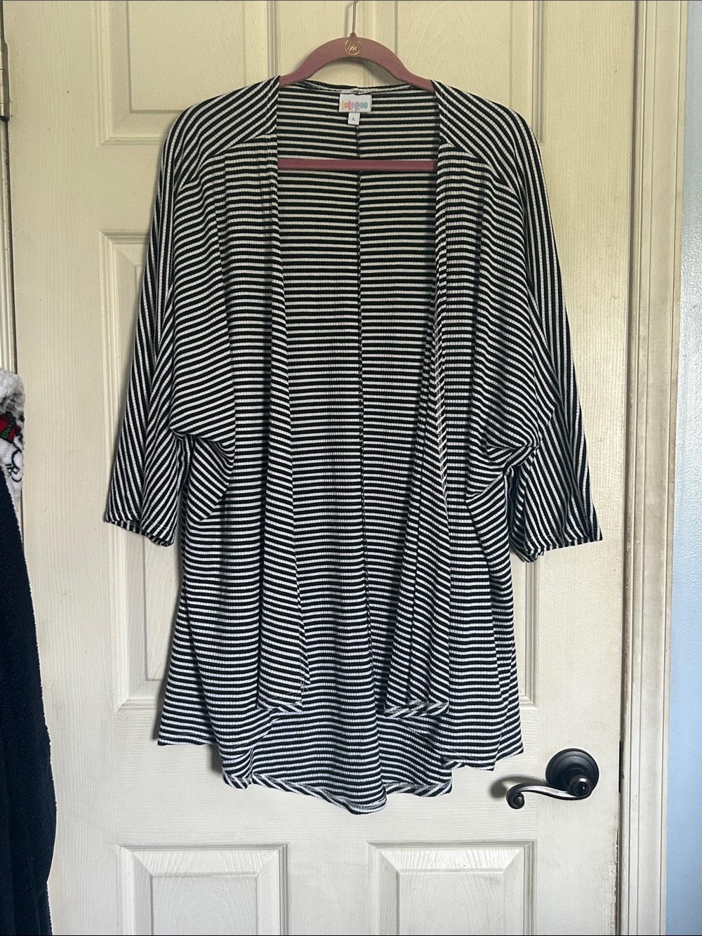 Lularoe black/white stripe kimono cardigan style sweater size large